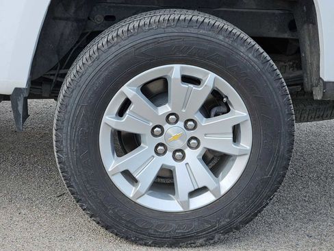 Used 2022 Chevrolet Colorado LT w/ LT Convenience Package image 13