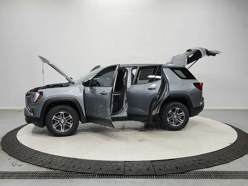New 2026 GMC Terrain Elevation FWD image 12