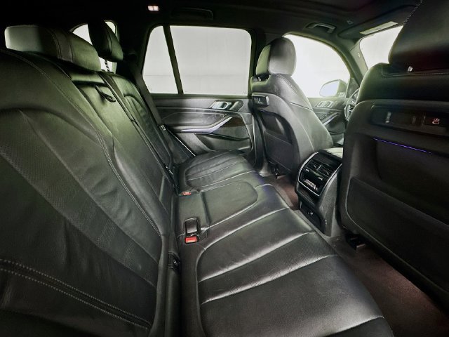 Used 2020 BMW X5 sDrive40i w/ Convenience Package RWD image 24