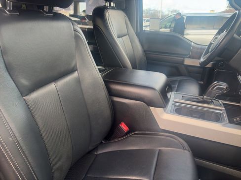 Used 2020 Ford F150 Lariat image 26