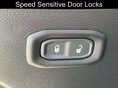 Used 2021 Jeep Wrangler Unlimited Sport image 12