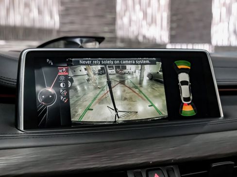 Used 2016 BMW X6 xDrive50i image 21