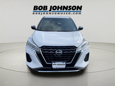 Used 2024 Nissan Kicks S FWD image 2