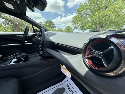 New 2025 Chevrolet Blazer EV RS image 11