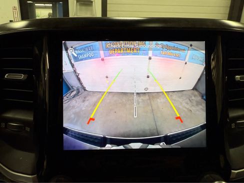 Used 2019 RAM 1500 Big Horn image 22