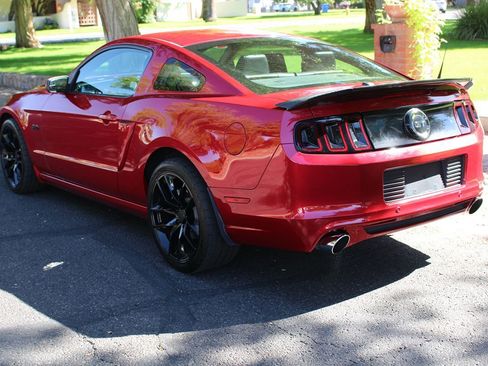 Used 2013 Ford Mustang GT Premium w/ Security Pkg image 27