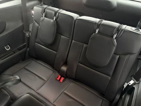 Used 2023 Ford Explorer XLT w/ Equipment Group 202A image 12