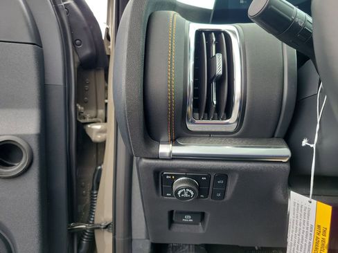 New 2026 Ford Expedition Tremor image 23