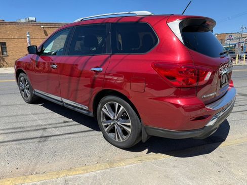 Used 2017 Nissan Pathfinder Platinum w/ Cargo Package AWD/4WD image 6