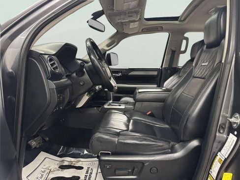 Used 2015 Toyota Tundra Platinum image 12