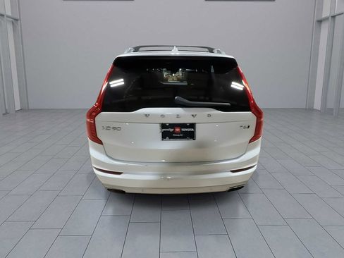 Used 2019 Volvo XC90 T6 Momentum image 7