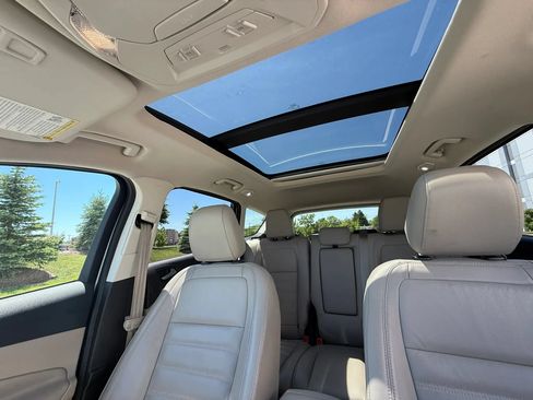 Used 2018 Ford Escape Titanium FWD image 20