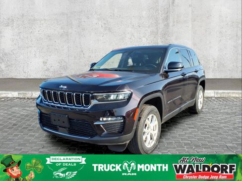 Used 2023 Jeep Grand Cherokee Limited image 4