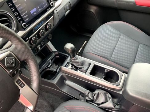 Certified 2022 Toyota Tacoma SR5 w/ Technology Package RWD image 16