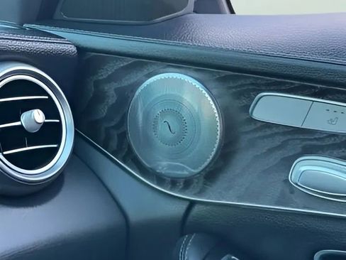 Used 2015 Mercedes-Benz C 300 Sedan image 36