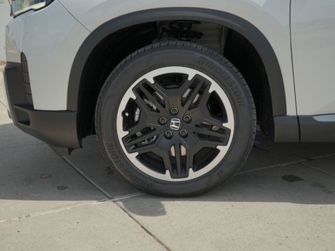 New 2026 Honda Pilot image 12