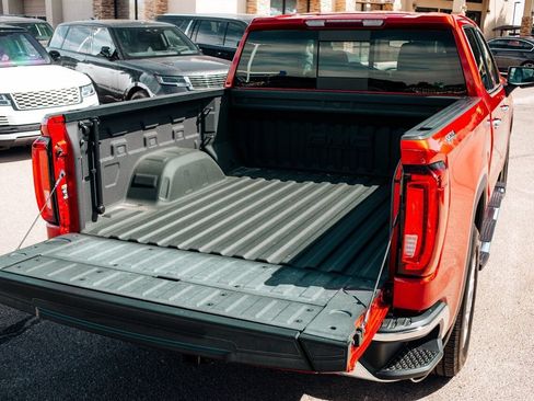 Used 2019 GMC Sierra 1500 SLT w/ SLT Premium Plus Package AWD/4WD image 45