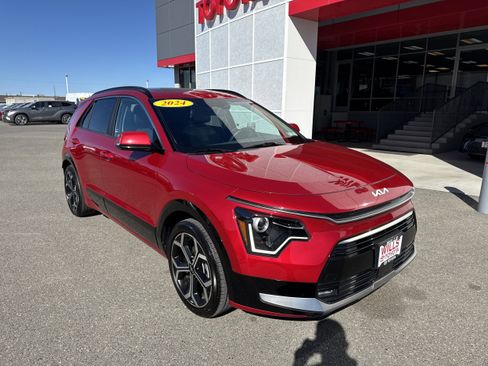 Used 2024 Kia Niro EX Touring FWD image 1