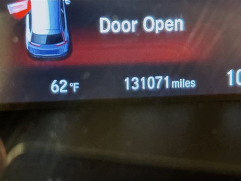 Used 2018 Honda CR-V Touring image 19