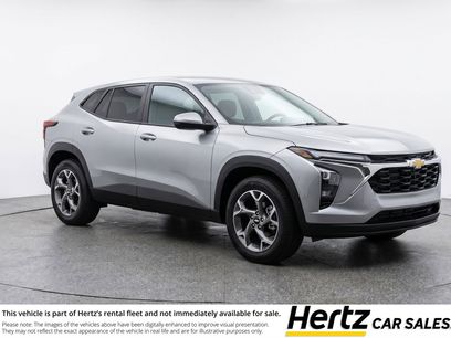 Used 2025 Chevrolet Trax LT