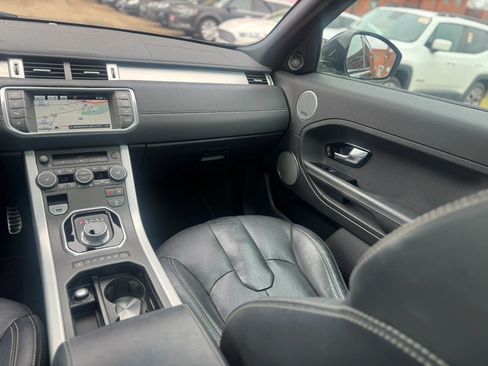 Used 2015 Land Rover Range Rover Evoque Dynamic image 13