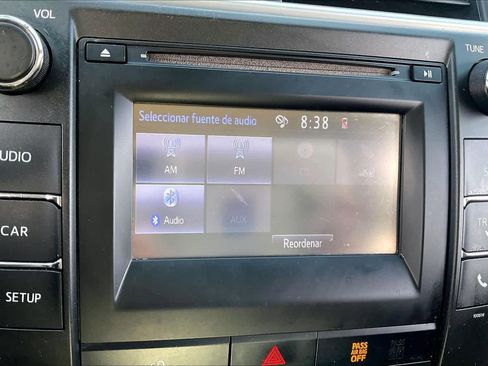 Used 2016 Toyota Camry SE image 33