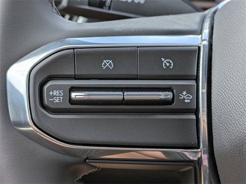 New 2025 GMC Canyon Elevation w/ Convenience Package image 24