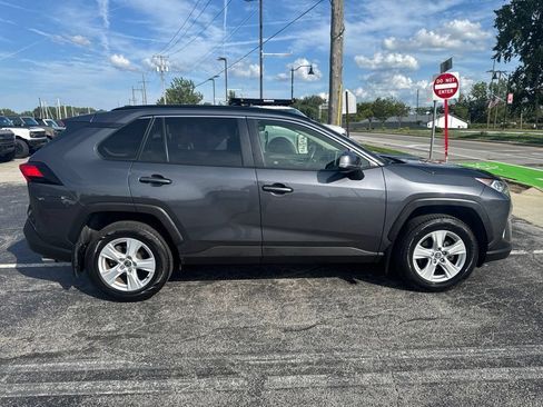 Used 2020 Toyota RAV4 XLE w/ Convenience Package AWD/4WD image 9