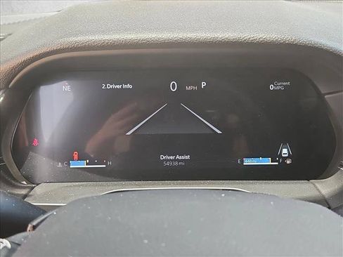 Used 2025 Jeep Grand Cherokee Altitude AWD/4WD image 14