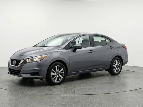 Used 2025 Nissan Versa SV FWD image 3