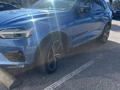 Used 2020 Volvo XC60 T5 R-Design w/ Protection Package Premier image 2