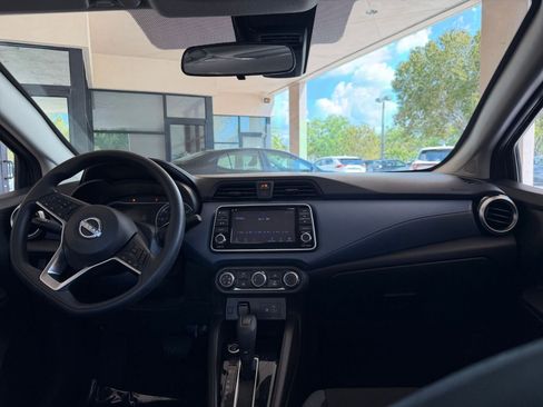 Used 2025 Nissan Versa SV FWD image 28