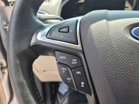 Used 2022 Ford Edge Titanium w/ Equipment Group 301A AWD/4WD image 17