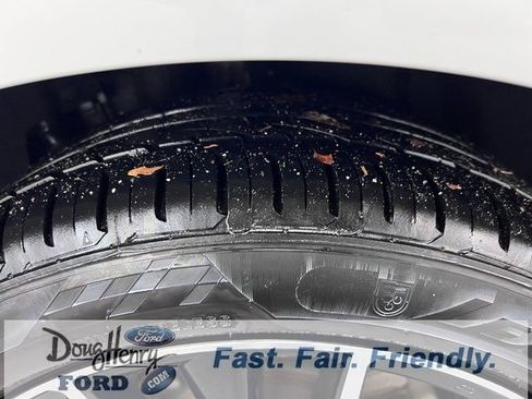 Used 2022 Toyota Camry SE w/ Convenience Package image 20