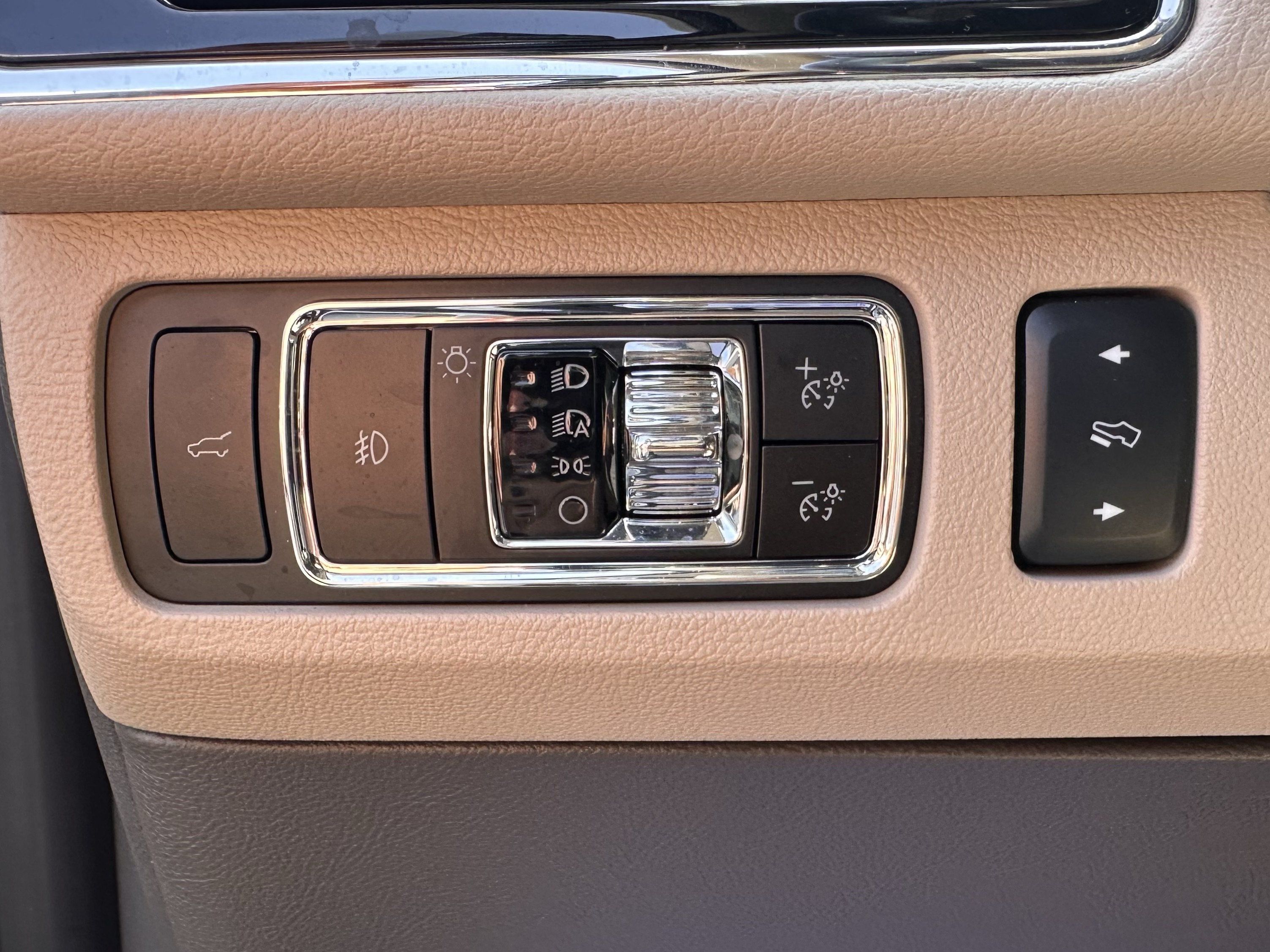 Used 2024 Lincoln Navigator L Reserve AWD/4WD image 21