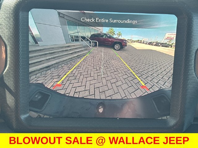 Certified 2023 Jeep Gladiator Overland AWD/4WD image 23