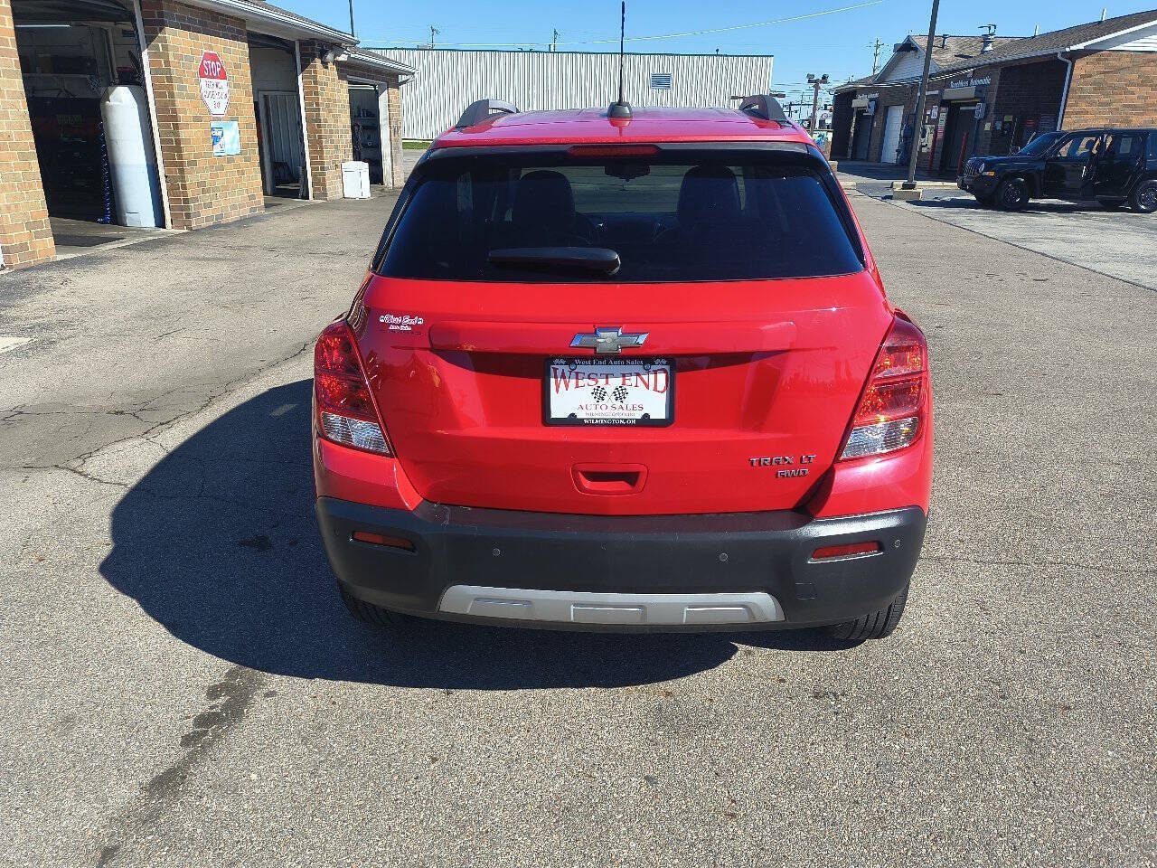 Used 2015 Chevrolet Trax LT w/ LT Sun and Sound Package AWD/4WD image 5
