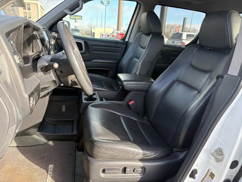 Used 2014 Honda Ridgeline SE image 19