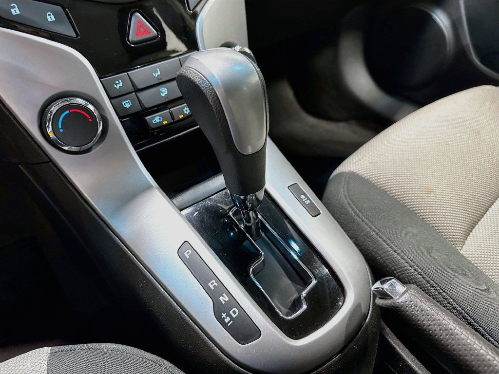 Used 2012 Chevrolet Cruze LS w/ Connectivity Package FWD image 16