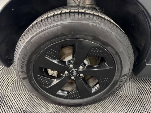 Used 2021 Land Rover Discovery Sport S image 21