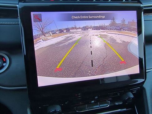 Used 2023 Jeep Grand Cherokee 4WD 4xe image 13