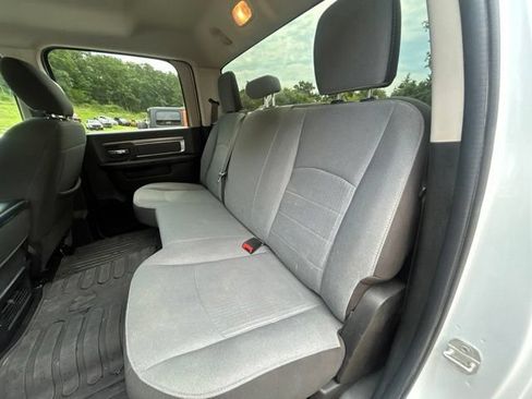 Used 2023 RAM 1500 Classic SLT w/ Electronics Group AWD/4WD image 13