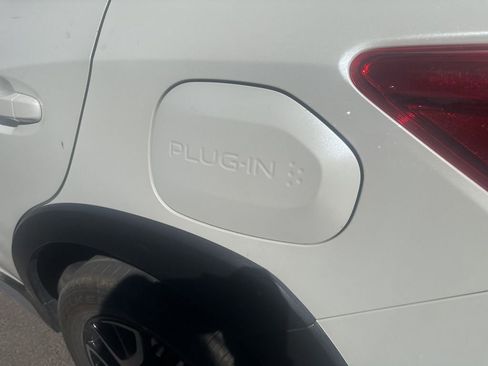 Used 2023 Subaru Crosstrek Hybrid image 10