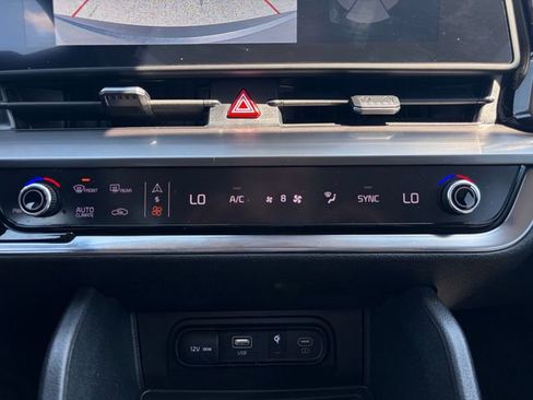 Certified 2023 Kia Sportage EX FWD image 20