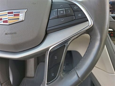 Used 2022 Cadillac XT5 Premium Luxury image 22