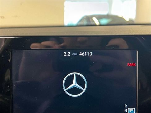 Certified 2021 Mercedes-Benz GLB 250 4MATIC image 25