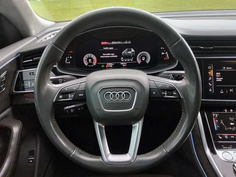 Used 2020 Audi Q8 Prestige w/ Prestige Package AWD/4WD image 7