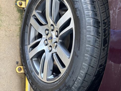 Used 2024 Ford Expedition Max Limited AWD/4WD image 29