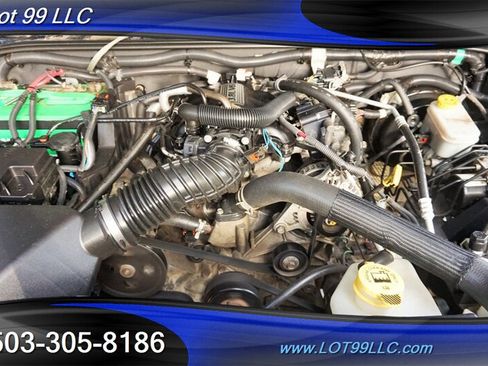 Used 2007 Jeep Wrangler Sahara w/ Dual Top Group AWD/4WD image 18