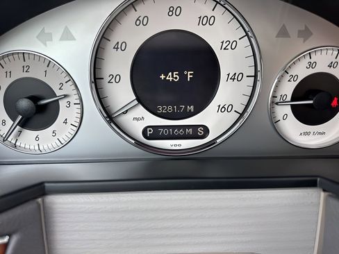 Used 2008 Mercedes-Benz E 350 E 350 image 22